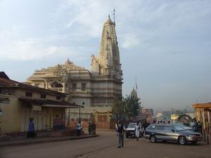 индуистский храм в Кампале