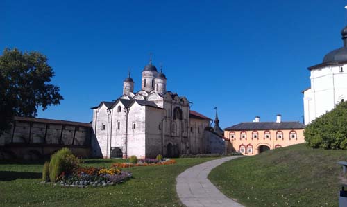 Кириллово-Белозёрский монастырь